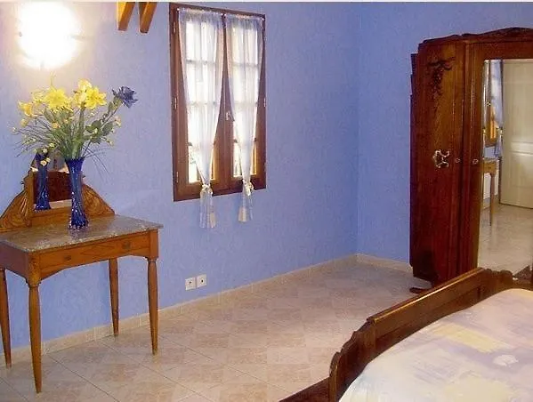 Farm stay La Ferme Des Grisettes Villa Montesquiou France